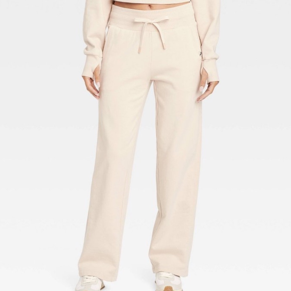 NWT French Terry Straight Leg Sweatpant